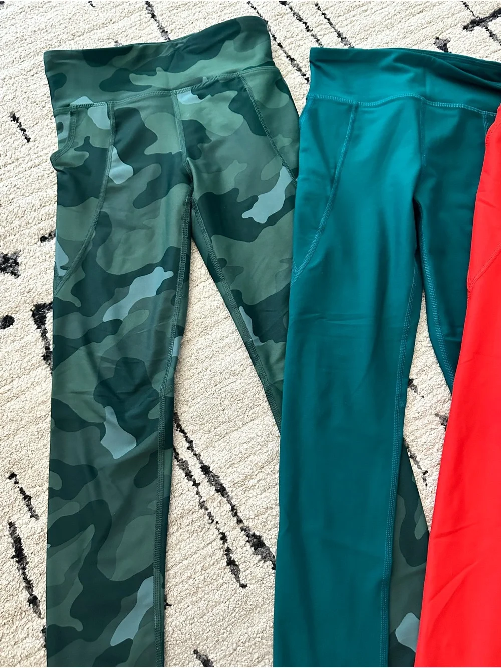 OLD NAVY YOUTH LARGE (10-12) LEGGINGS